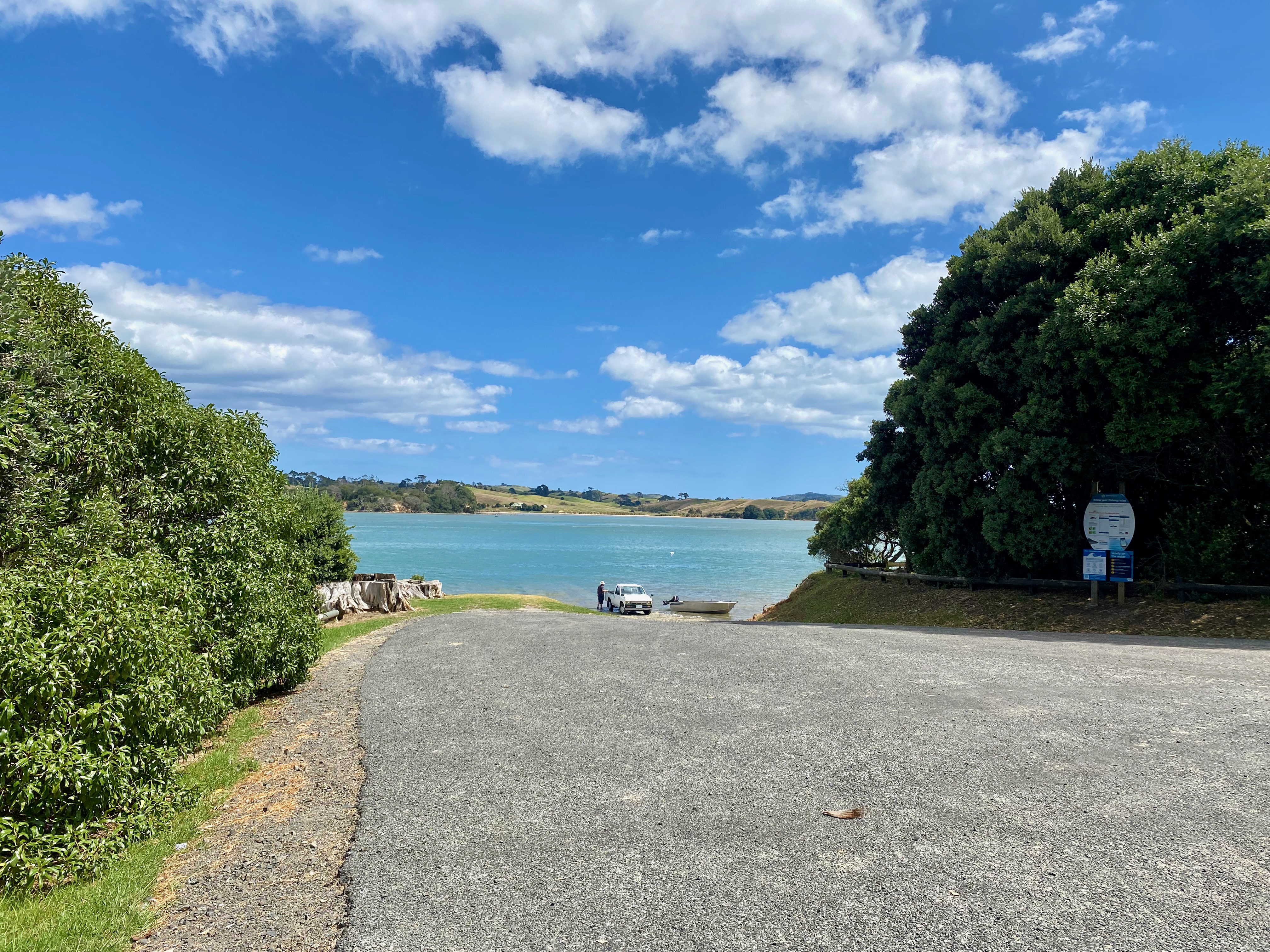 clarks beach boat ramp
