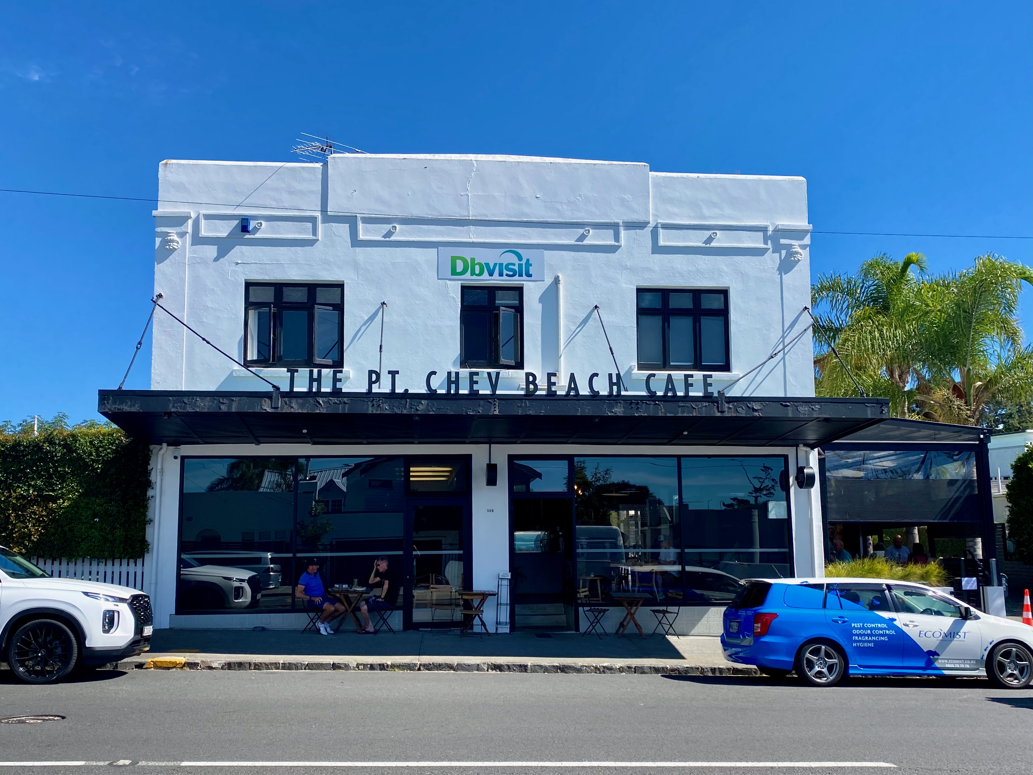 point chev beach cafe - cafes in pt chev